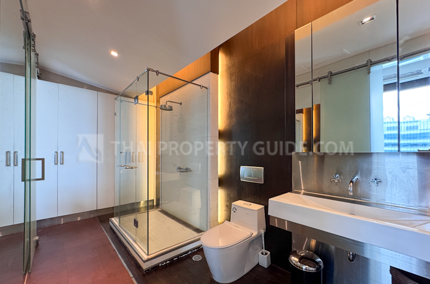 Condominium in Sathorn 