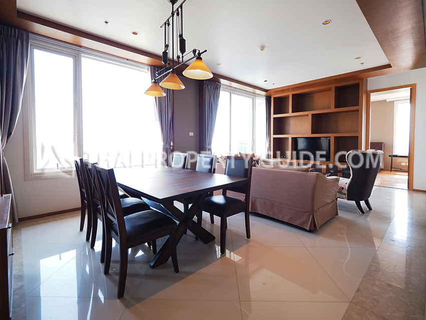 Condominium in Sathorn : The Empire Place Sathorn 