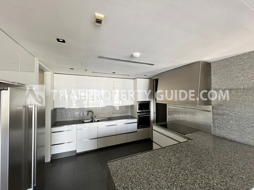 Condominium in Sathorn : The Met Sathorn 