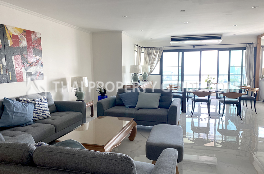 Condominium in Sathorn 