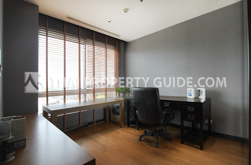 Condominium in Sathorn 