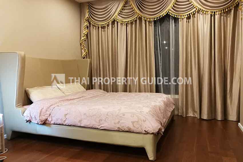 Condominium in Sathorn 