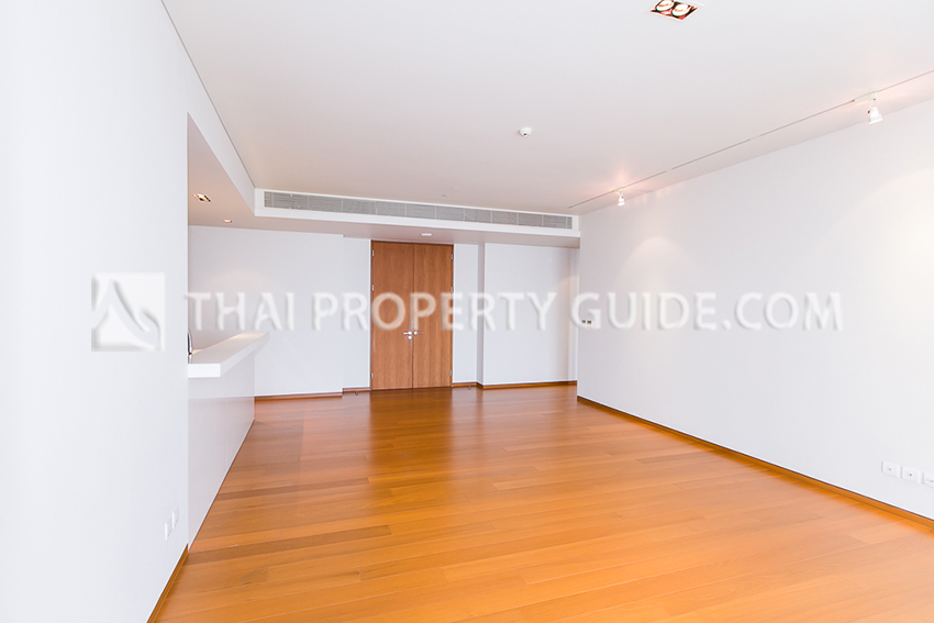 Condominium in Sathorn : Sukhothai Residence (Sathorn) 