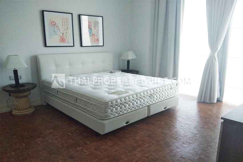 Condominium in Sathorn 