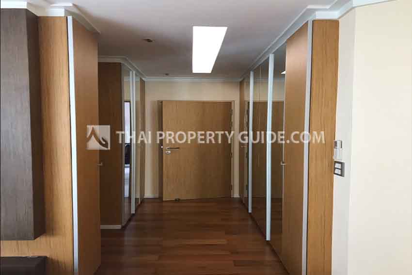 Condominium in Sathorn 