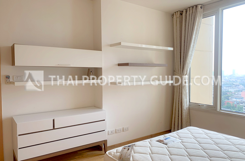 Condominium in Sathorn : The Empire Place Sathorn 