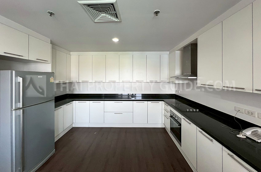 Condominium in Sathorn 
