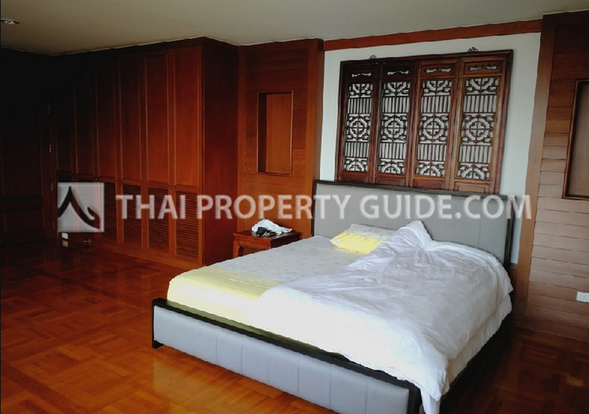 Condominium in Sathorn 
