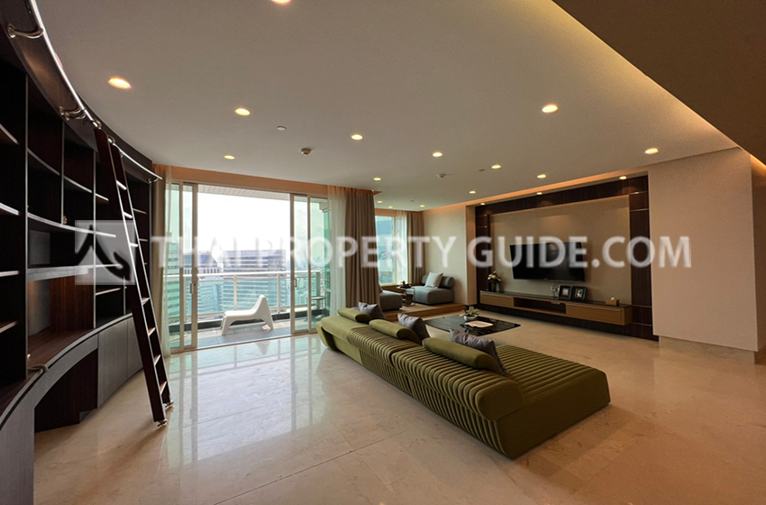 Condominium in Sathorn : The Infinity 