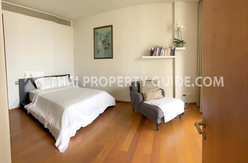 Condominium in Sathorn : Sukhothai Residence (Sathorn) 