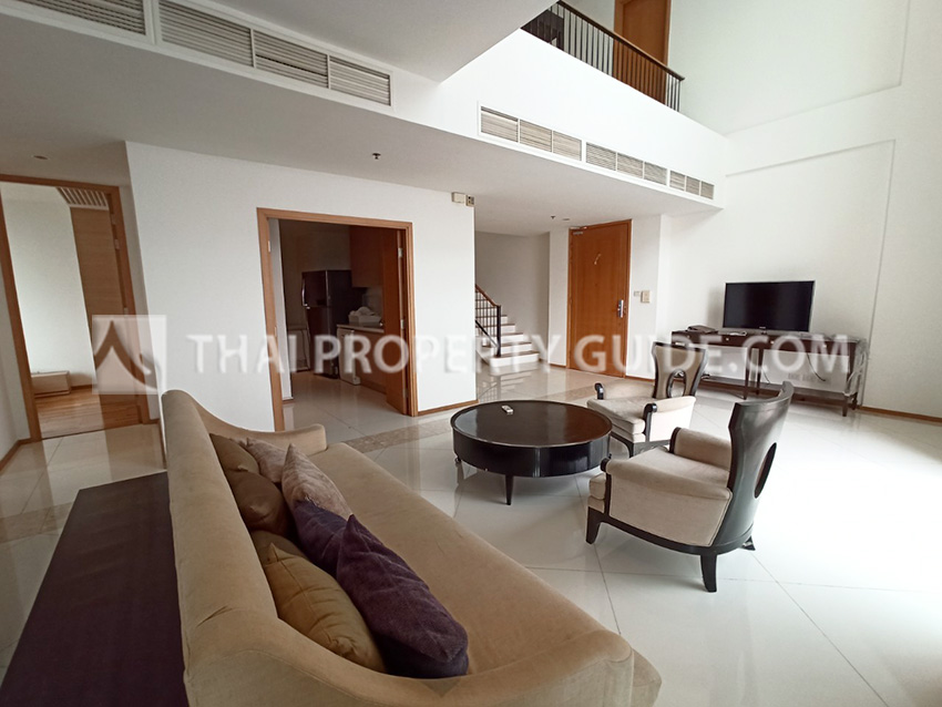 Condominium in Sathorn : The Empire Place Sathorn 