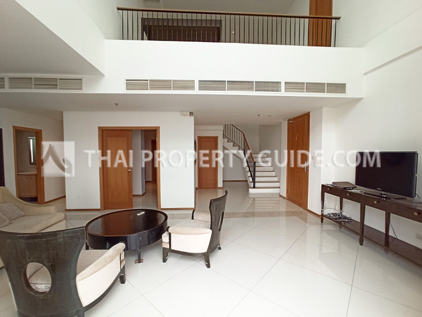 Condominium in Sathorn : The Empire Place Sathorn 