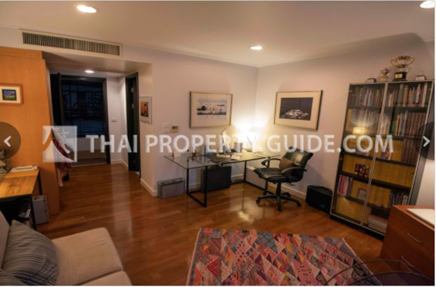 Condominium in Sathorn 