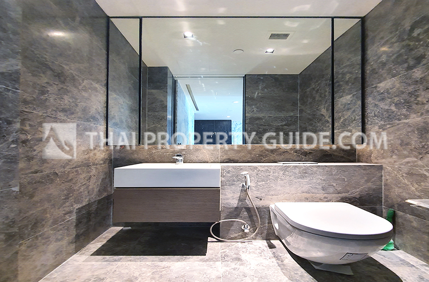 Condominium in Sathorn 