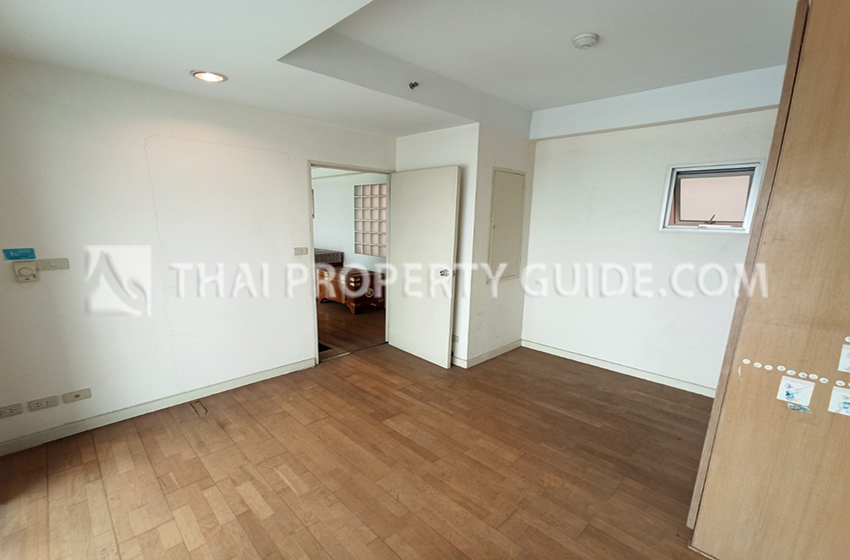 Condominium in Sathorn 