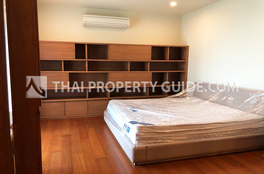 Condominium in Sathorn 