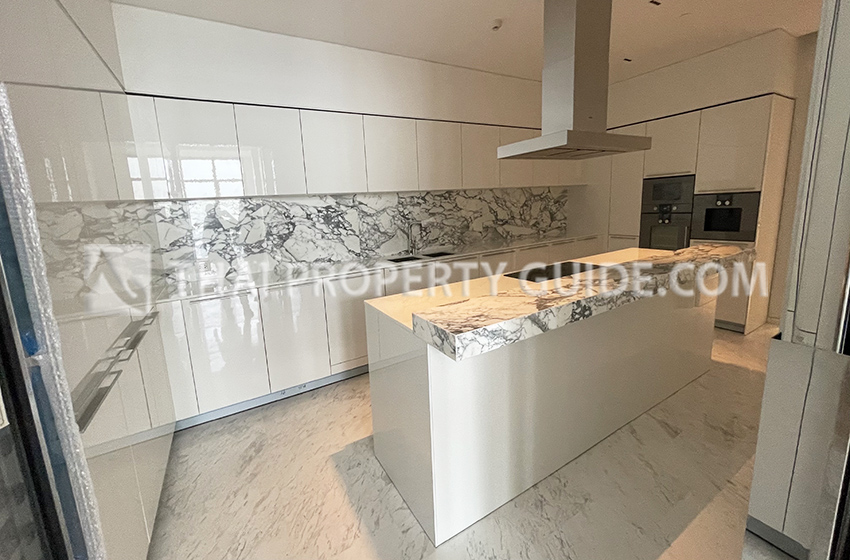 Condominium in Sathorn 