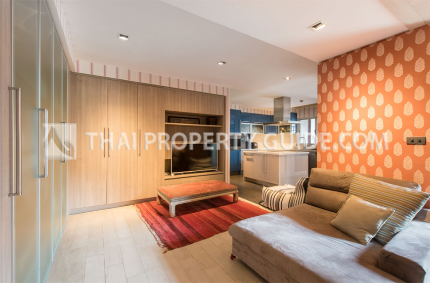 Condominium in Sathorn 