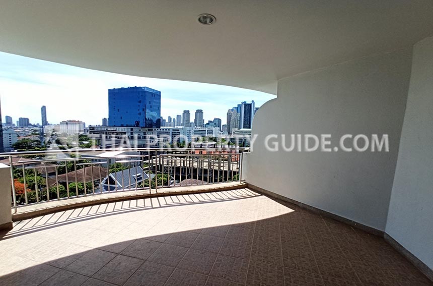 Condominium in Sathorn 