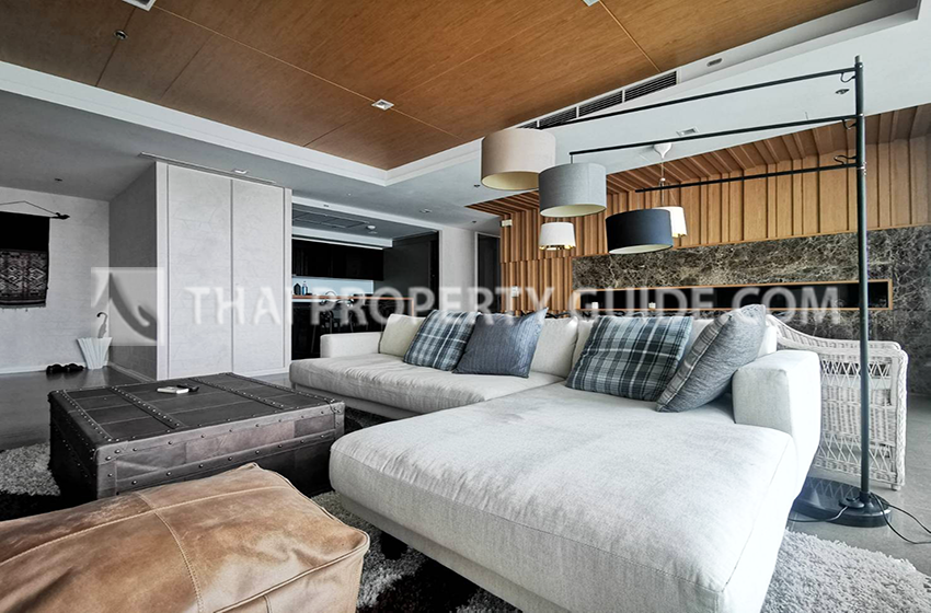 Condominium in Sathorn 