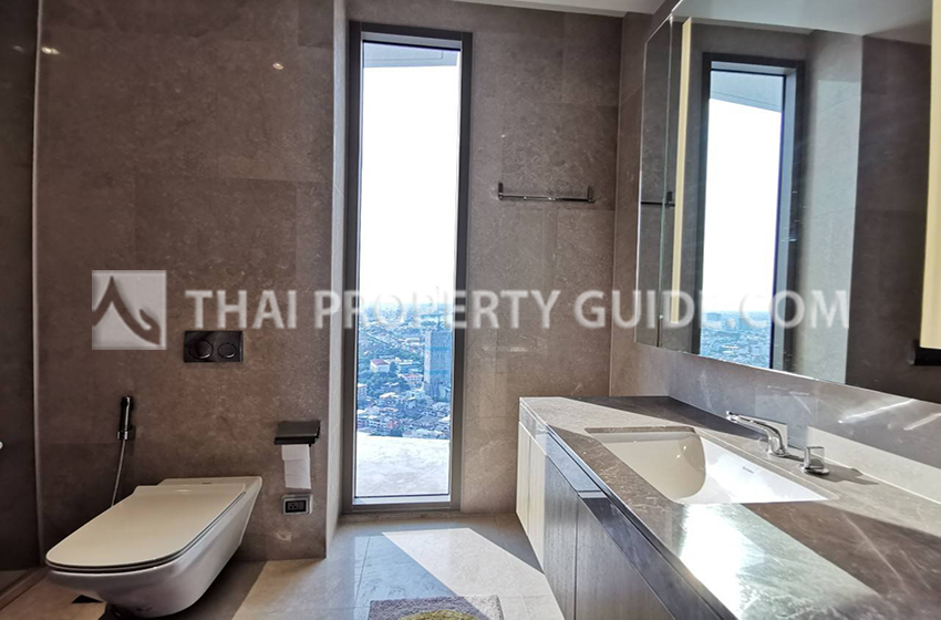 Condominium in Sathorn 