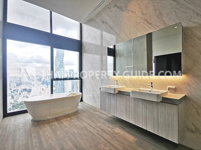 Condominium in Sathorn 