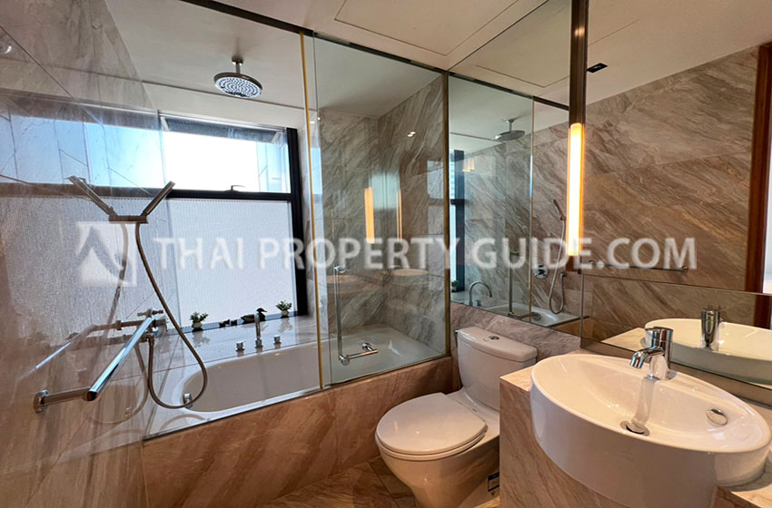 Condominium in Sathorn : The Met Sathorn 