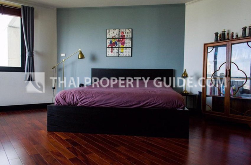 Condominium in Sathorn 