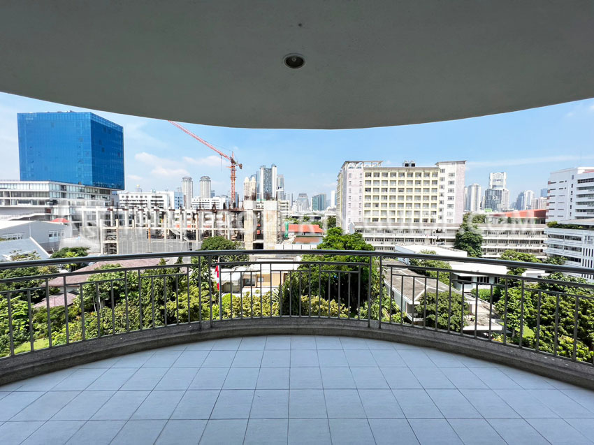 Condominium in Sathorn 