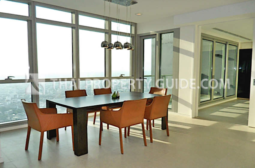 Condominium in Sathorn 