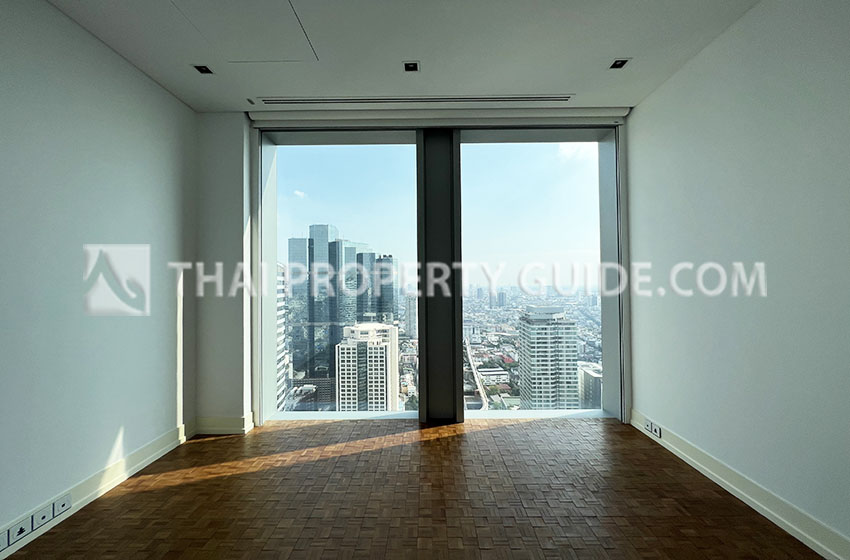 Condominium in Sathorn 