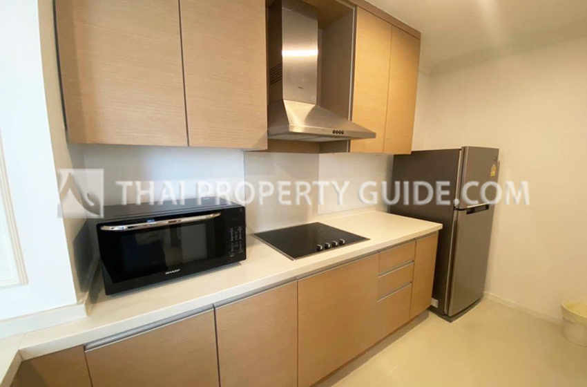 Condominium in Sathorn : The Empire Place Sathorn 