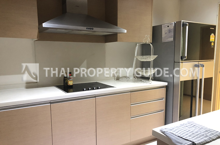 Condominium in Sathorn : The Empire Place Sathorn 