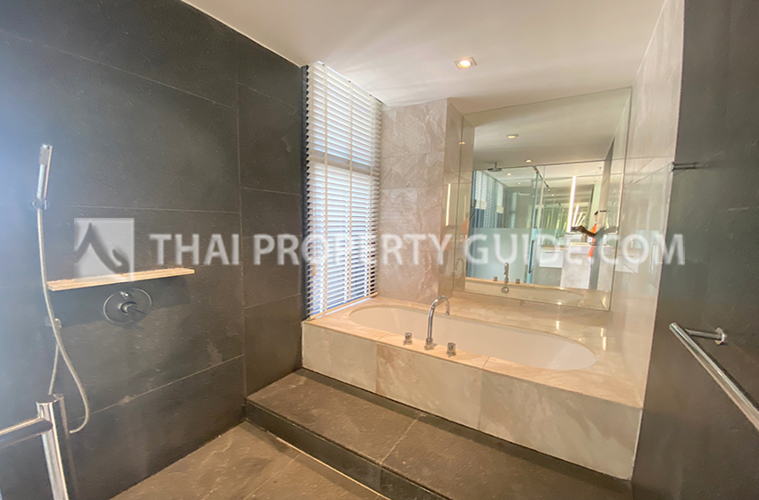 Condominium in Sathorn : The Met Sathorn 