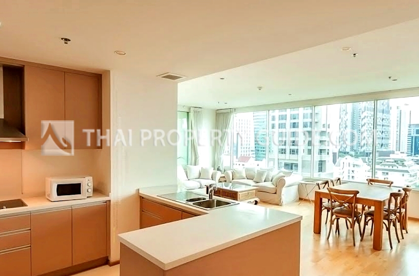Condominium in Sathorn : The Empire Place Sathorn 