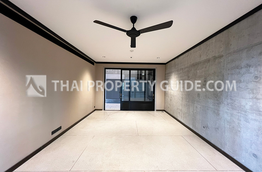 Condominium in Sathorn 