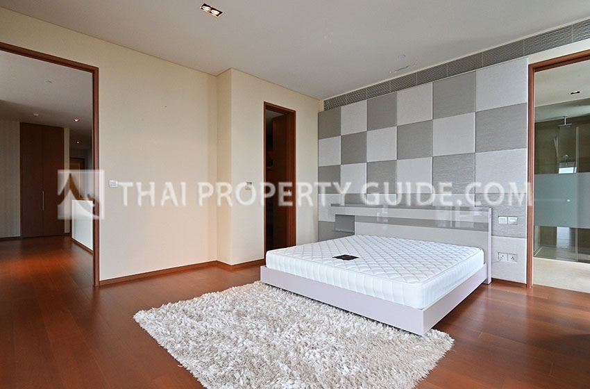 Condominium in Sathorn : Sukhothai Residence (Sathorn) 