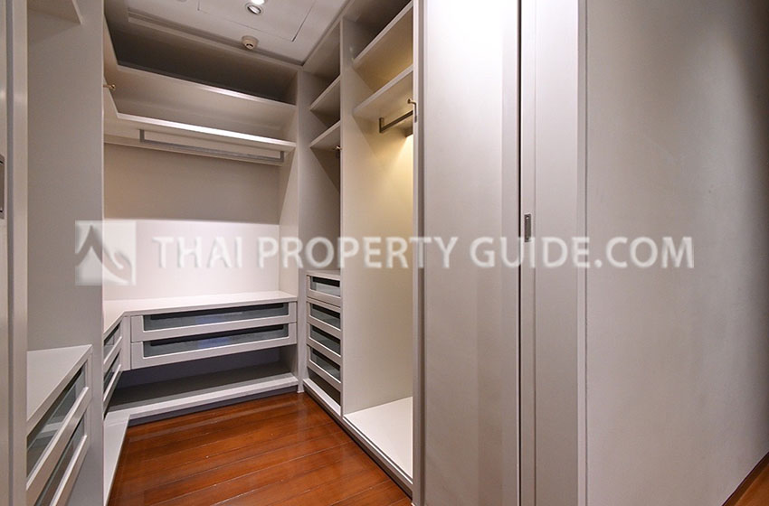 Condominium in Sathorn : Sukhothai Residence (Sathorn) 