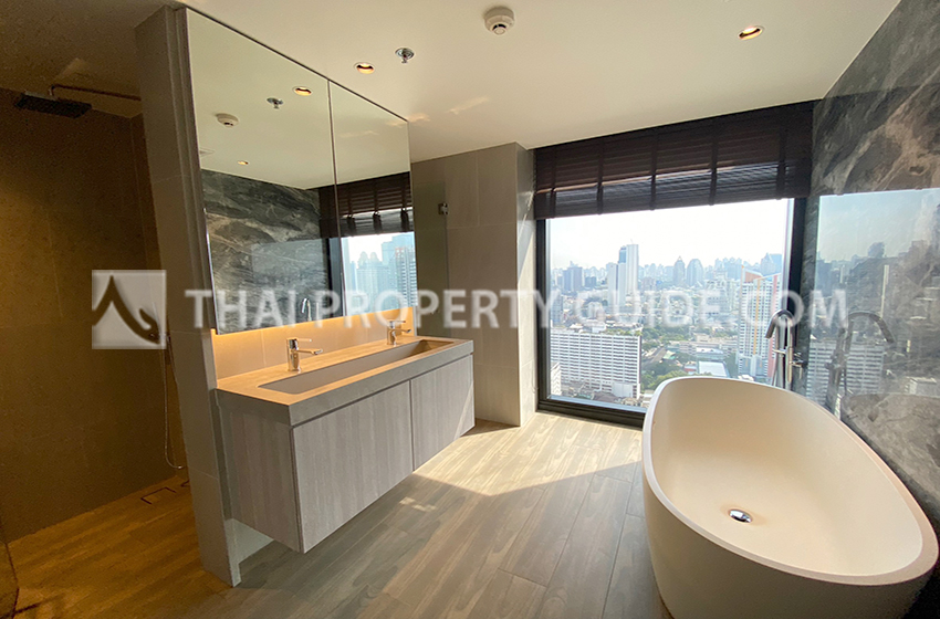 Condominium in Sathorn 