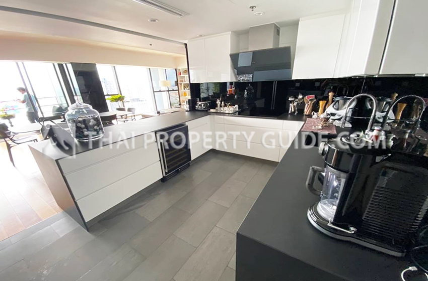 Condominium in Sathorn : The Met Sathorn 