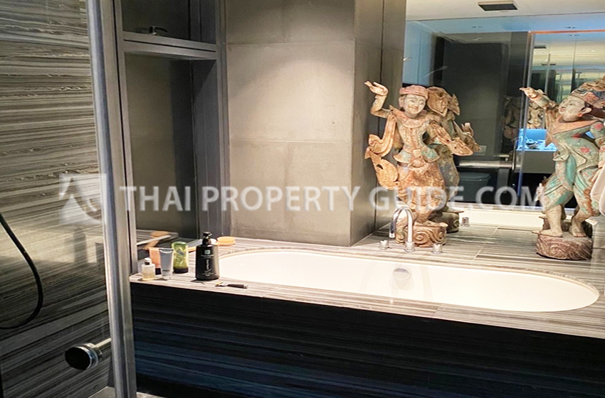 Condominium in Sathorn : The Met Sathorn 