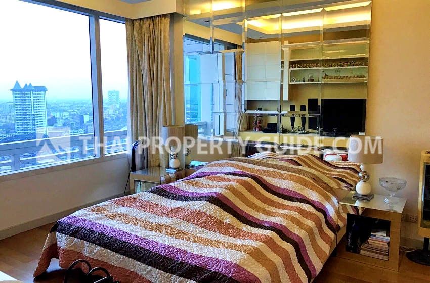 Condominium in Sathorn 