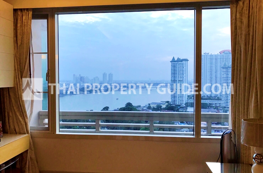 Condominium in Sathorn 