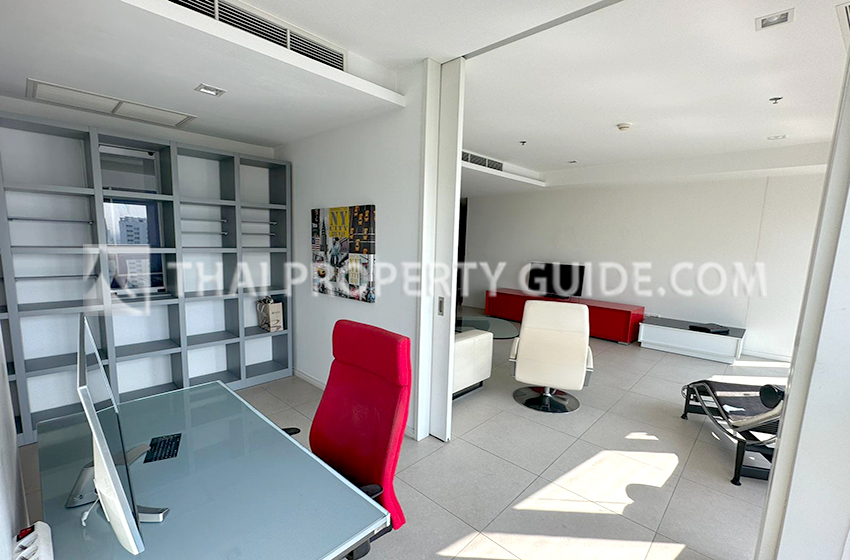 Condominium in Sathorn 