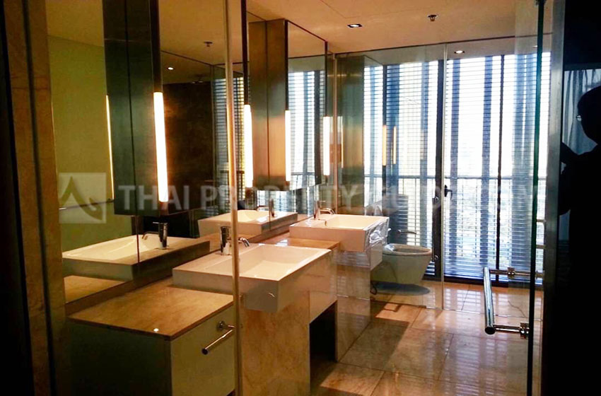 Condominium in Sathorn : The Met Sathorn 