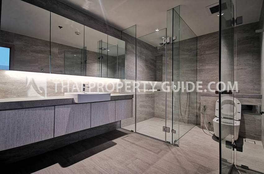 Condominium in Sathorn 