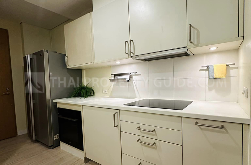 Condominium in Sathorn : The Royal Saladaeng 