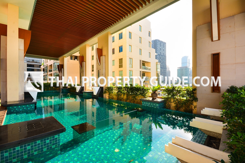 Condominium in Sathorn : The Royal Saladaeng 