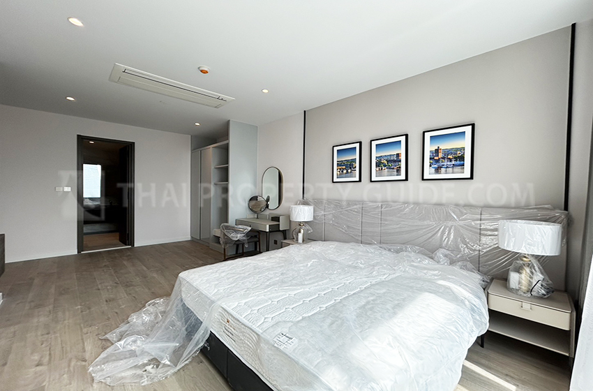 Condominium in Sathorn 