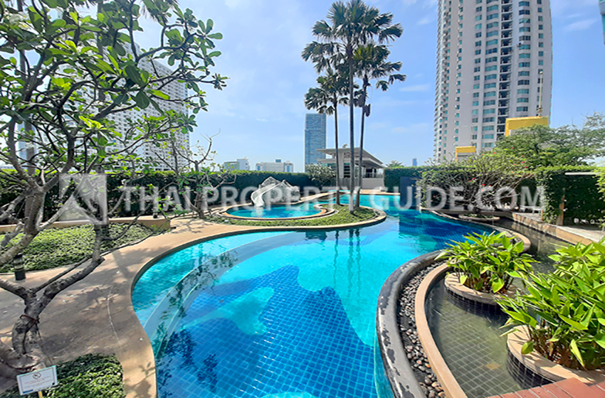 Condominium in Sathorn 